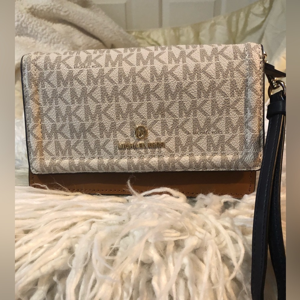 Michael Kors Crossbody Purse